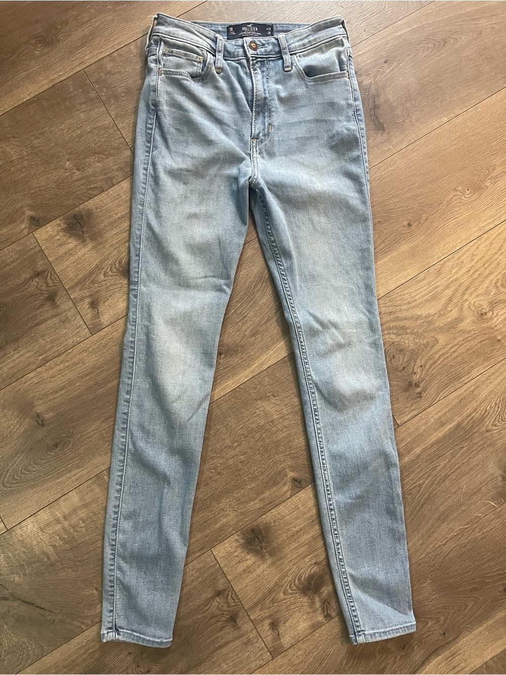 Hollister Light Wash Skinny Jeggings